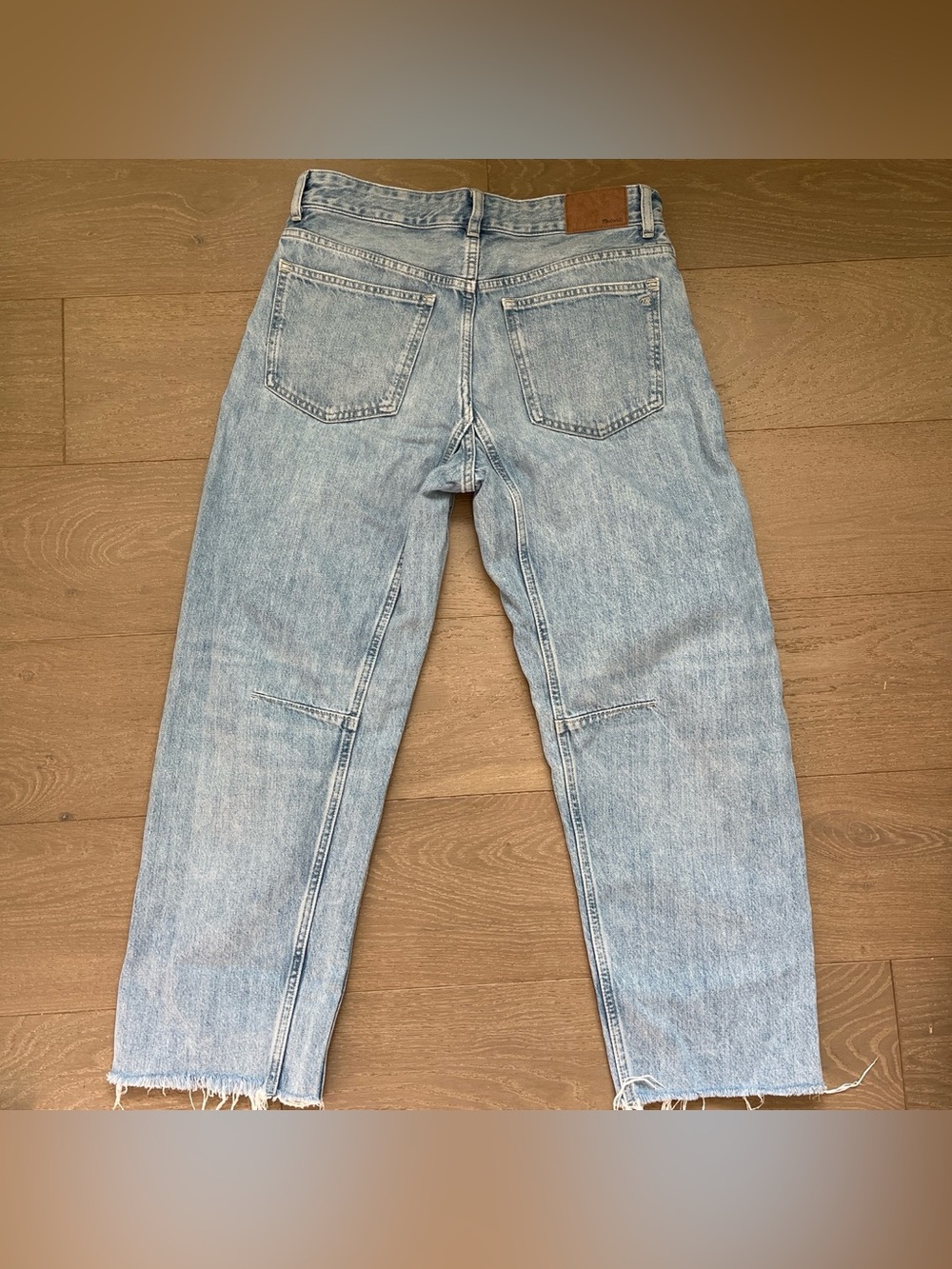 Madewell barrel leg jeans - Picture 2 of 4